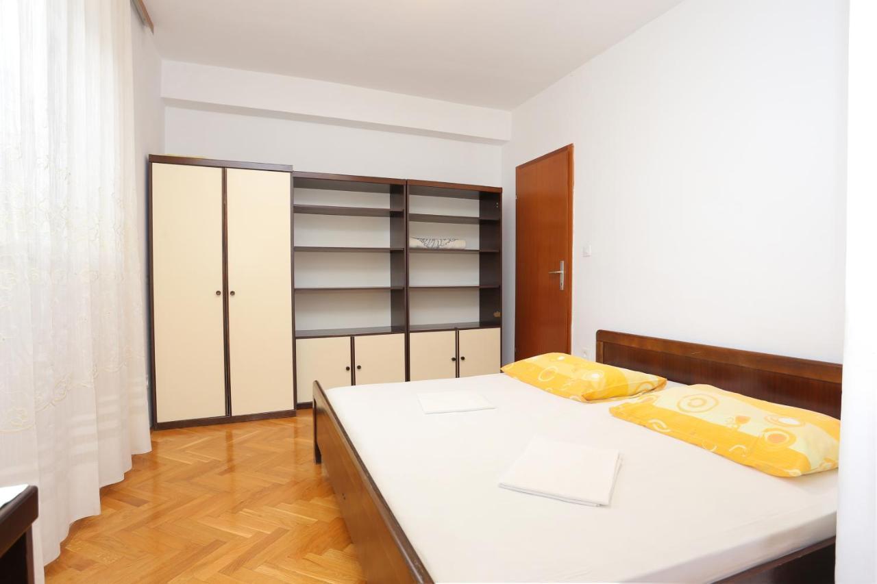 Rooms With A Parking Space Brela, Makarska - 17281 ภายนอก รูปภาพ